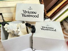 -Vivienne Westwood(上海来福士广场店)