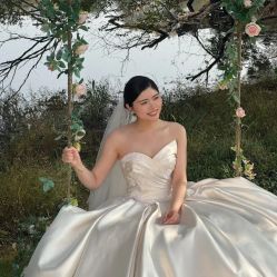 -雪中彩影婚纱摄影·微光艺术中心