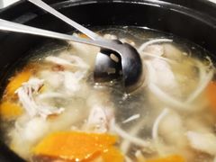 -东椰·海南椰子鸡火锅(朝阳门店)