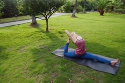 -Yvon yoga 瑜伽·精准体态管理中心