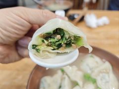 菜肉大馄饨-常鲜德乐购迎桂馒头店(麻巷公寓店)