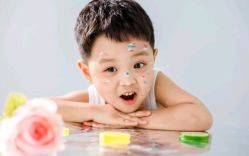 -小熊维尼高端儿童摄影(南山店)