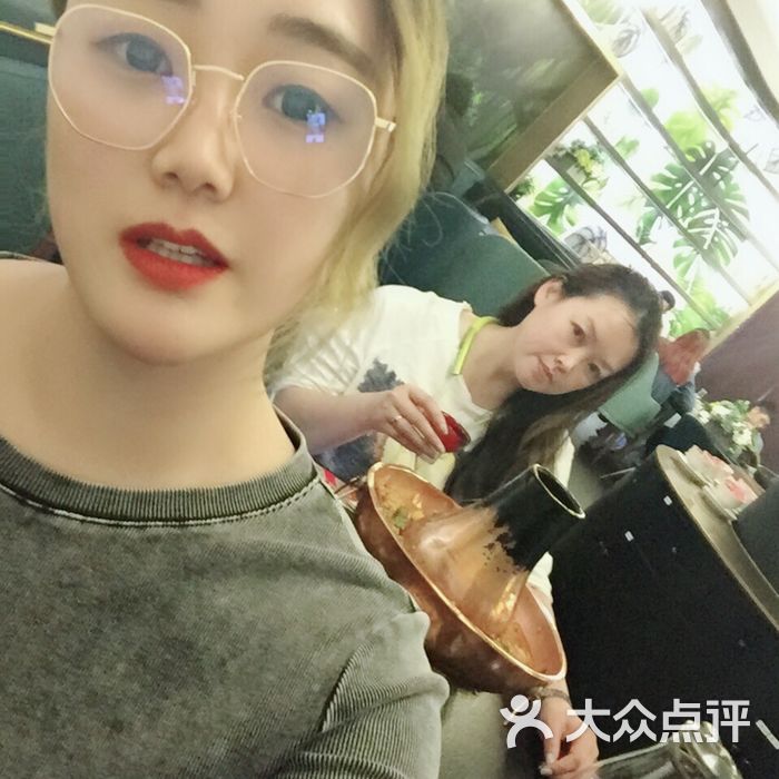 火烧云老板娘的傣菜馆