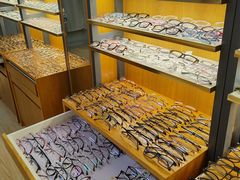 -优医视平价眼镜蔡司依视路折扣工厂店(德胜门店)