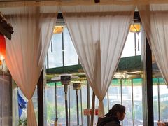 -贵厨酸汤牛肉(花果园国际中心店)