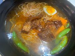 -滋味满屋美食坊(上海街店)