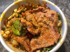 -热火朝天鲜切牛肉火锅(南强街巷店)