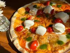 -JINNS锦时 steak&pizza(浸信会礼拜堂旧址店)