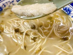 -明呈黄鱼面馆(斜土路店)
