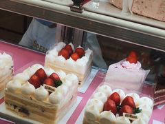 -超港·蛋糕面包(国购店)