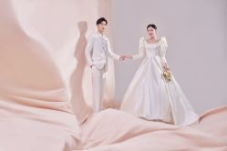 -芭莎视觉婚纱摄影(花溪店)