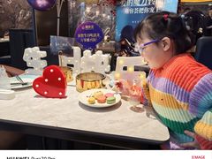 -雍容荟帝王蟹活龙虾展台自助(IFS黑金店)