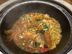 -万里闯关东铁锅炖菜馆(高新旗舰店)
