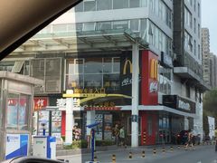 -麦当劳(朝阳路得来速店)