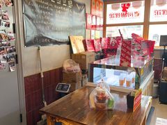 -老闵田螺馆·南昌市井菜·特色小吃(总店)