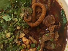 -爆炸头阿姨小四川正宗川味小吃(无任何分店)