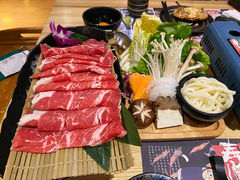 -鲔吞·和牛寿喜烧(闵行区绿瘦酒店)