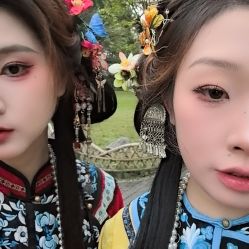 -一揽芳华汉服旗袍体验馆(拙政园店)