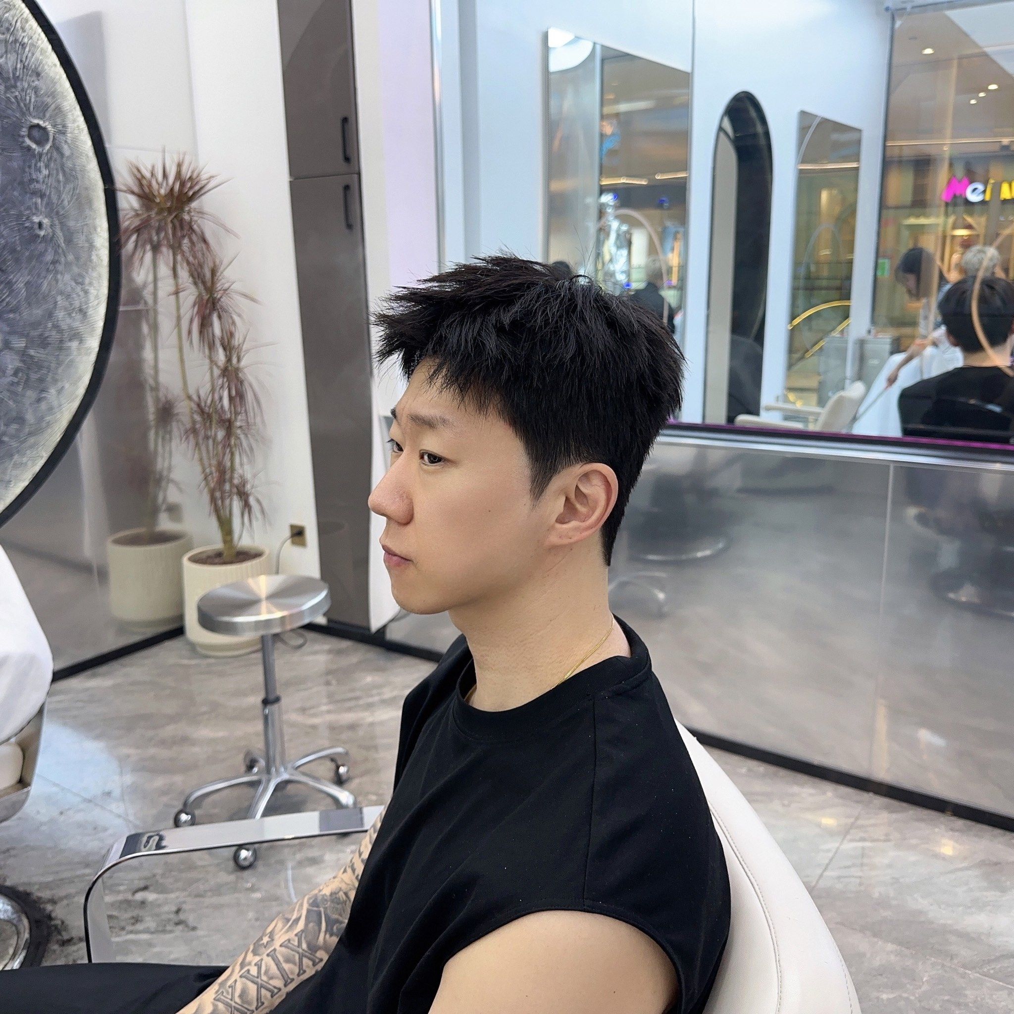 夏季必备  短发top1 首选发型 前刺