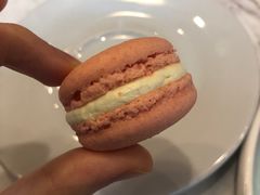 -La Mer Restaurant & Lounge