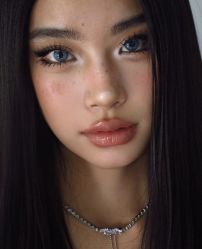 -明天见·化妆造型工作室