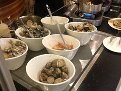 自助取餐区-元一希尔顿酒店·禅自助餐厅·啤酒花园