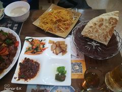 -萨宁音登锡伯风味餐厅(一楼店)