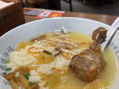 竹荪鸡汤泡饭-王春春鸡汤饭(上海中海环宇城店)