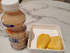 -涨巢·潮玩水疗局