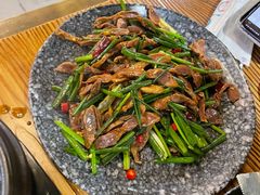 -喝丢一只鞋·东北烤肉·烧烤·铜火锅(童卫路店)