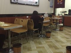 大堂-royalty皇茶(人信汇店)