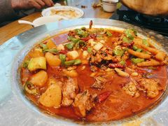 -俭寨大盘鸡·手抓肉·烧烤新疆菜(乌苏路店)