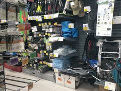 -迪卡侬(烟台万达店)