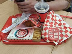 -塔斯汀中国汉堡(浦东绿地东海岸店)