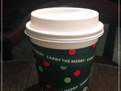 热拿铁-星巴克臻选(南京金茂览秀城店)