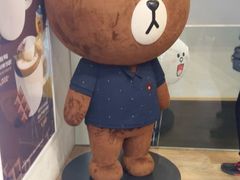 -LINE FRIENDS Garosu-gil Flagship Store