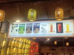 -山城柴火鸡·全鸡宴·跳水蛙(五小区店)