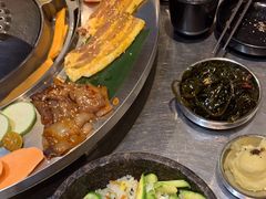 -哈哈碳都·牛肋条无限自助烤肉(台江万达店)