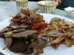 -茂县小辣椒川菜馆-羌家铜锅土火锅