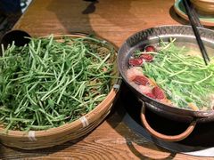 -吃饭皇帝大土家民族菜(正大广场店)