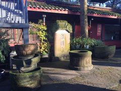 -峨眉山报国寺
