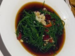 -小河公主秘制烤羊腿(小绿谷店)