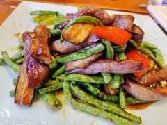 山茄子炖豆角-闯关东东北农家菜(崂山石老人店)