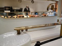 -Yearn Tours妍图(昆山万象汇店)