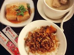 -胡须张鲁肉饭(美食文化馆店)