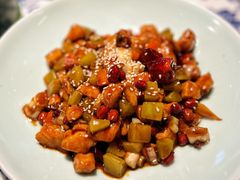 -川流不息·地道川菜·小龙虾(新松江路店)