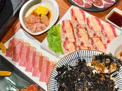 -山之屋炭火烧肉·生啤畅饮(大朗万科中央公园店)