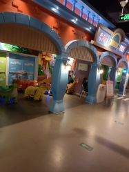 -点点梦想城(鑫苑都汇店)