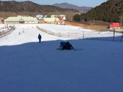 -十三陵雪世界滑雪场