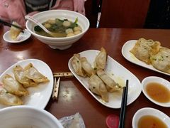 -小姜锅贴(凤凰街店)